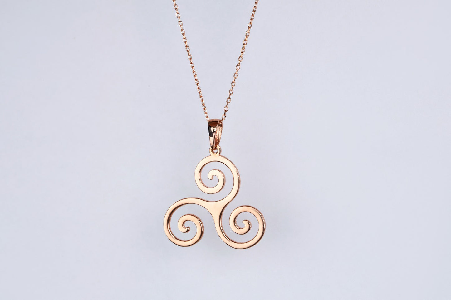 925 Ayar Gümüş 18K Altın Kaplama Triskelion Mitolojik El Yapımı Kolye